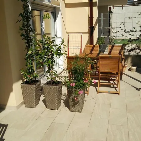 Garden View Apartment