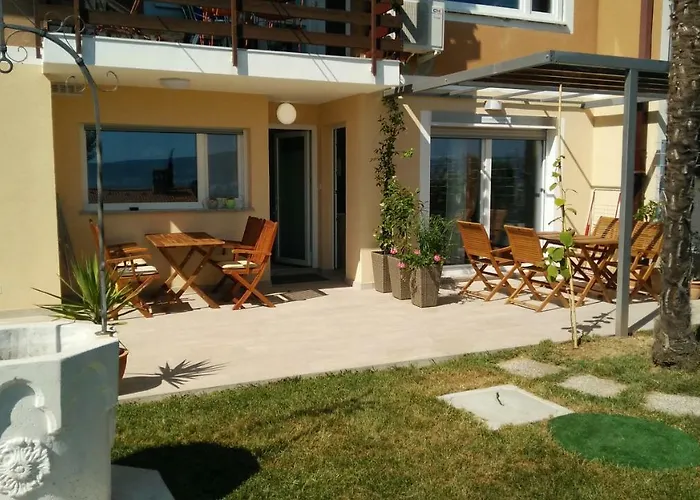 Apartman Garden View *