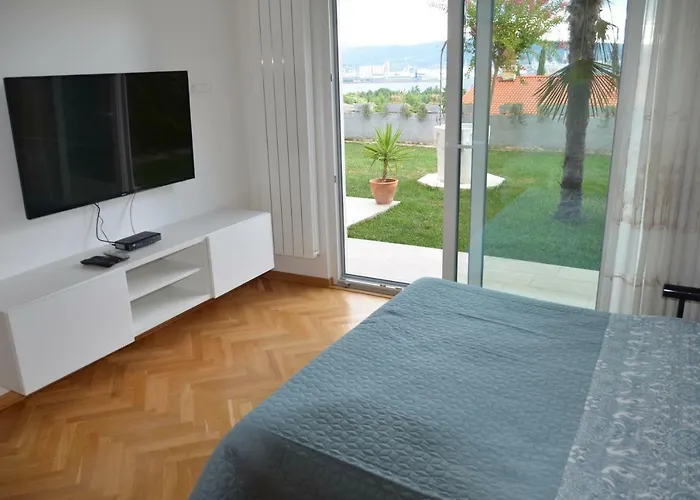 Apartman Garden View Ankaran