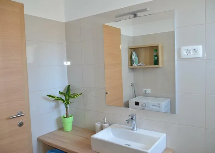 Garden View * Ankaran